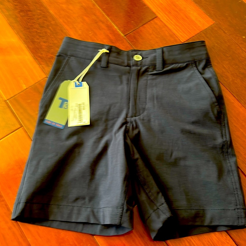 Brand New with Tags Southern Tide Tide to Trail navy blue shorts